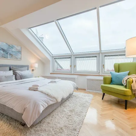 Oasis - Liszt Ferenc Square Apartman *