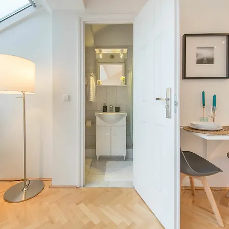 Oasis - Liszt Ferenc Square Apartman *