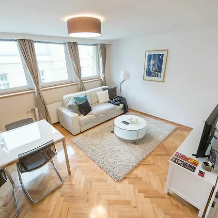 Oasis - Liszt Ferenc Square Apartman
